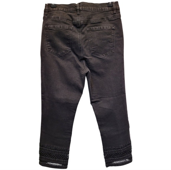 DG2 by Diane Gilman Black Ankle Cropped Jeans w/ crocheted hems - Size 10 - Picture 2 of 5